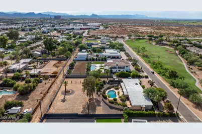 8622 E Cactus Wren Road, Scottsdale, AZ 85250 - Photo 7
