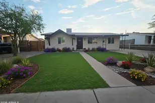 2516 N 47th Dr, Phoenix, AZ 85035 - Photo 1