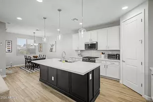 13187 W Redstone Dr, Peoria, AZ 85383 - Photo 3