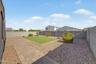 13187 W Redstone Dr, Peoria, AZ 85383 - Photo 27