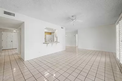 2801 E North Lane, Phoenix, AZ 85028 - Photo 13