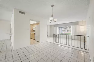 2801 E North Ln, Phoenix, AZ 85028 - Photo 11