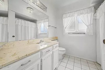 2801 E North Lane, Phoenix, AZ 85028 - Photo 25