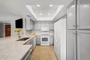 19606 N 97th Ln, Peoria, AZ 85382 - Photo 3