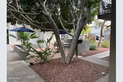 4111 E Camelback Road #17, Phoenix, AZ 85018 - Photo 1
