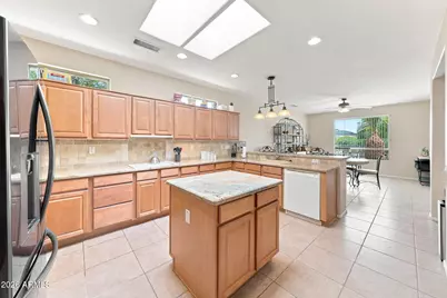 20093 N Rawhide Way, Surprise, AZ 85387 - Photo 15