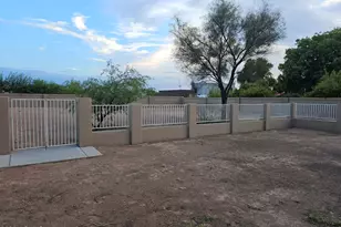 6019 W Greenbriar Dr, Glendale, AZ 85308 - Photo 17