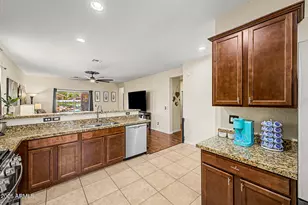 42430 W Monteverde Dr, Maricopa, AZ 85138 - Photo 7
