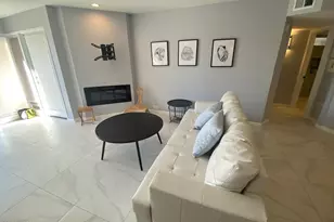 1820 E Morten Ave, Phoenix, AZ 85020 - Photo 9
