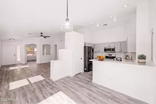 5823 E Hopi Cir, Mesa, AZ 85206 - Photo 13