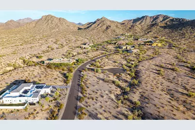9380 S Krista Drive #80, Goodyear, AZ 85338 - Photo 3