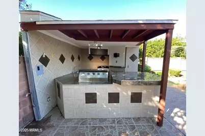 322 E Claremont Street, Phoenix, AZ 85012 - Photo 13