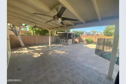 322 E Claremont Street, Phoenix, AZ 85012 - Photo 11