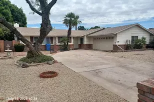 322 E Claremont St, Phoenix, AZ 85012 - Photo 1