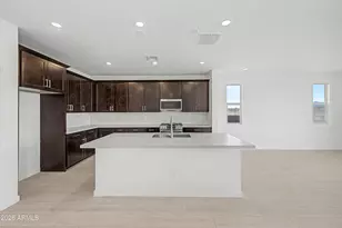 18213 W Pioneer St, Goodyear, AZ 85338 - Photo 7