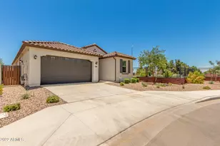 43 E Capricorn Way, Chandler, AZ 85249 - Photo 5