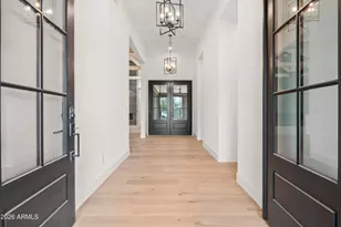 915 W Ardmore Rd, Phoenix, AZ 85041 - Photo 9