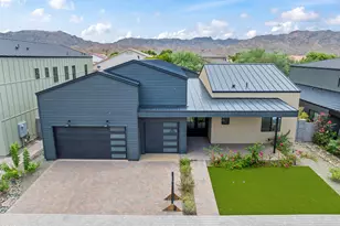 915 W Ardmore Rd, Phoenix, AZ 85041 - Photo 1