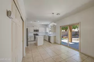 42930 W Kendra Way, Maricopa, AZ 85138 - Photo 17