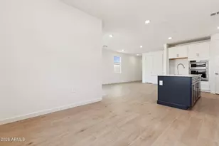 9743 S 12th St, Phoenix, AZ 85042 - Photo 9