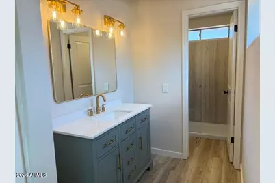 2829 E Tracy Lane #4, Phoenix, AZ 85032 - Photo 9