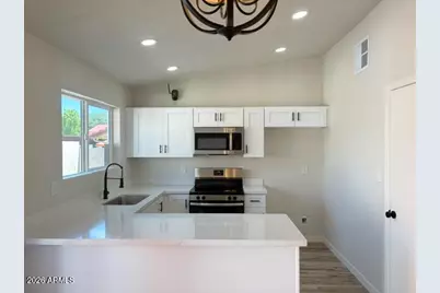 2829 E Tracy Lane #4, Phoenix, AZ 85032 - Photo 7
