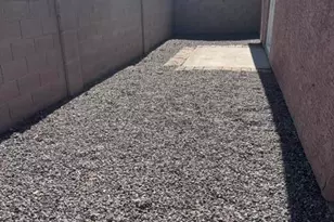 2829 E Tracy Ln, Phoenix, AZ 85032 - Photo 17
