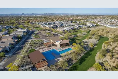 9746 S 12th St. Street, Phoenix, AZ 85042 - Photo 31