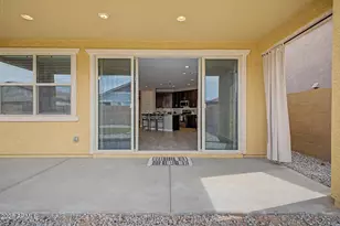 2250 E Citadel Dr, Gilbert, AZ 85298 - Photo 41