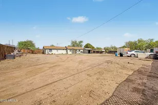 2353 W Ohio St, Apache Junction, AZ 85120 - Photo 27