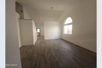 8002 W Stella Avenue, Glendale, AZ 85303 - Photo 3