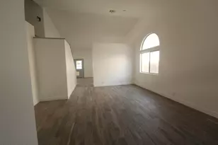 8002 W Stella Ave, Glendale, AZ 85303 - Photo 3