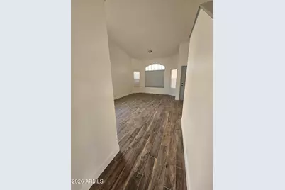 8002 W Stella Avenue, Glendale, AZ 85303 - Photo 5