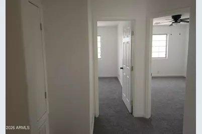 8002 W Stella Avenue, Glendale, AZ 85303 - Photo 17