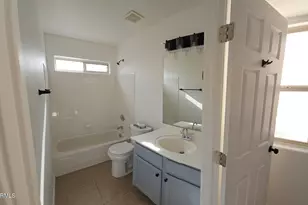 8002 W Stella Ave, Glendale, AZ 85303 - Photo 11