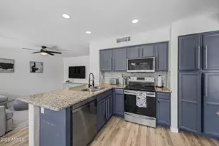 2224 E Morrow Dr, Phoenix, AZ 85024 - Photo 11