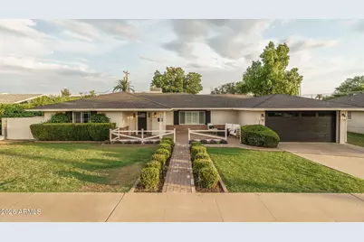 4231 E Weldon Avenue, Phoenix, AZ 85018 - Photo 1