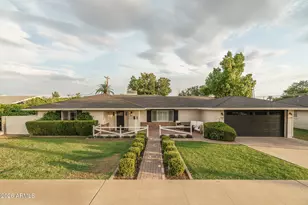 4231 E Weldon Ave, Phoenix, AZ 85018 - Photo 1