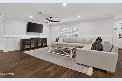 4231 E Weldon Avenue, Phoenix, AZ 85018 - Photo 9