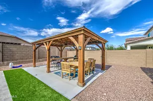 19040 W Becker Ln, Surprise, AZ 85388 - Photo 33