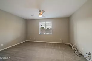 19040 W Becker Ln, Surprise, AZ 85388 - Photo 15