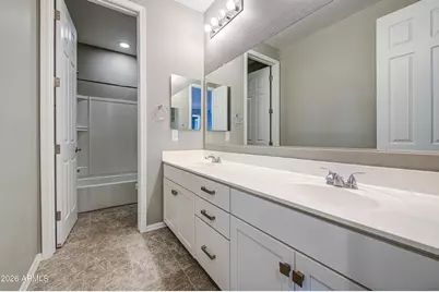 19040 W Becker Lane, Surprise, AZ 85388 - Photo 27
