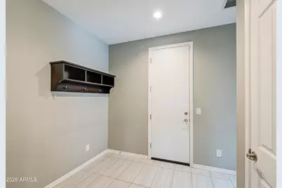 19040 W Becker Lane, Surprise, AZ 85388 - Photo 13