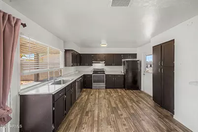 4107 E Nancy Lane, Phoenix, AZ 85042 - Photo 11