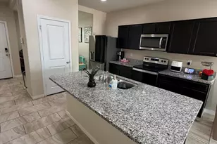 7836 West Riverside Avenue, Phoenix, AZ 85043 - Photo 7