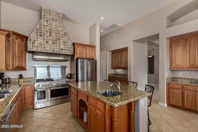 1706 W Western Star Boulevard, Phoenix, AZ 85041 - Photo 21