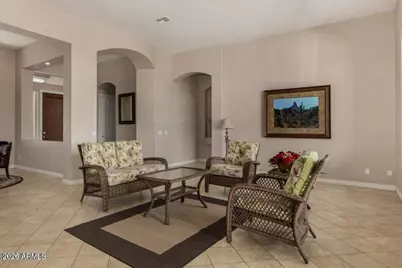 1706 W Western Star Boulevard, Phoenix, AZ 85041 - Photo 15