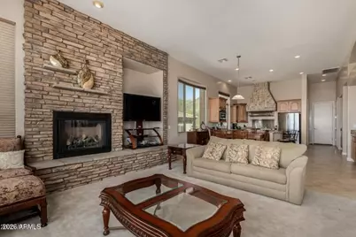 1706 W Western Star Boulevard, Phoenix, AZ 85041 - Photo 29
