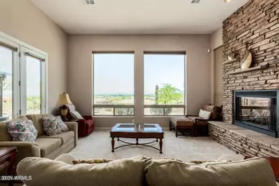 1706 W Western Star Boulevard, Phoenix, AZ 85041 - Photo 27