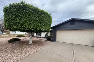 5817 W Tierra Buena Ln, Glendale, AZ 85306 - Photo 1